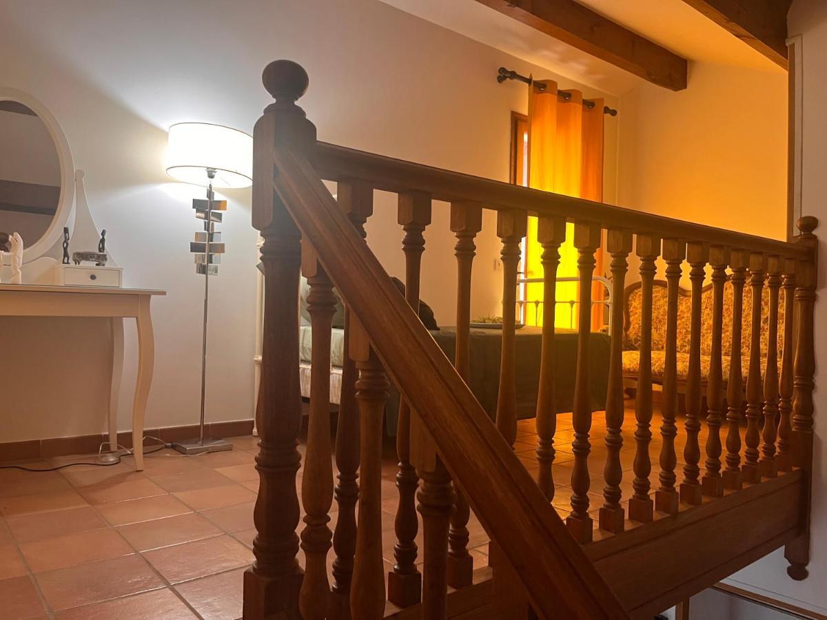 Le Mazet De Choubouloute Bed & Breakfast Saint-Gilles  Exterior foto